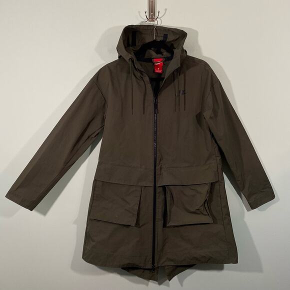 Nike Tech Women's Green Full Zip Hooded Fishtail Shell Parka Size S #859541-325 - Picture 1 of 12